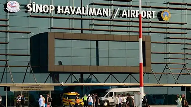 Sinop Havalimanı'nda 318 uçuş seferinde 27 bin 417 yolcu