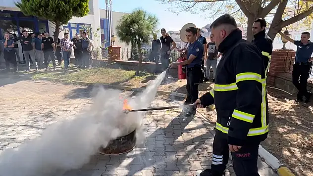 Sinop itfaiyesinden polis memurlarına yangın tatbikatı