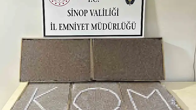 Sinop'ta 27 Bin Dal Dolu Makaron Ele Geçirildi