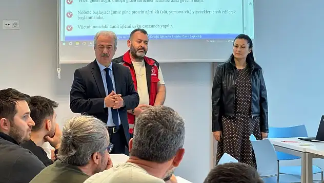Sinop'ta Ambulans Sürücülerine Güvenli Sürüş Eğitimi