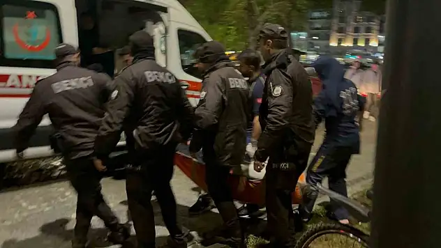 Bisikletiyle Denize Atlayan Genci Çevredekiler Kurtardı