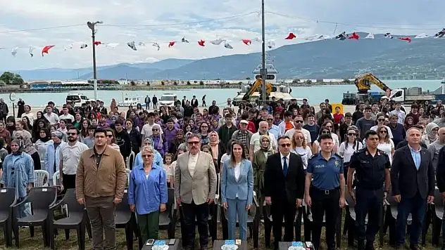 Sinop'ta çocuklar sanat, müzik ve sporla buluştu