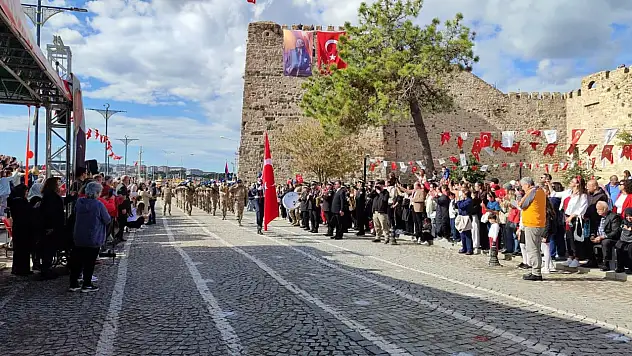 Sinop'ta Cumhuriyet'in 102. Yılı Kutlaması
