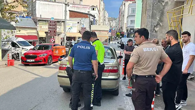 Sinop'ta epilepsi krizi geçiren genç otomobile çarptı