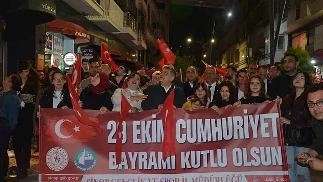 Sinop'ta Fener Alayı Coşkusu