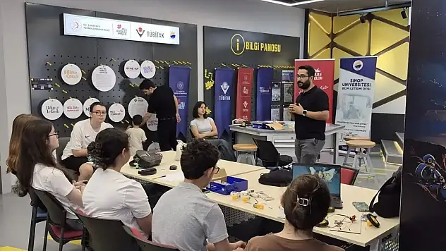 Sinop'ta geleceğin meslekleri liseli öğrencilere anlatıldı
