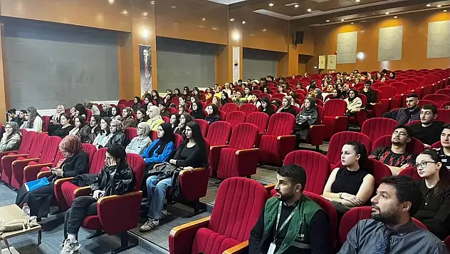 Sinop'ta gençlere uyuşturucuya karşı farkındalık eğitimi