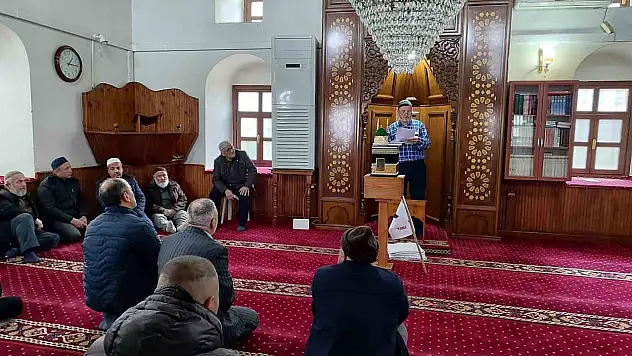 Sinop'ta Hacı Adaylarına Eğitim Semineri