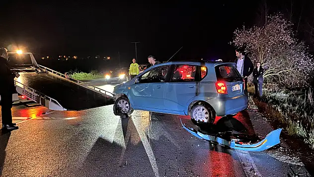 Sinop'ta kaza: Hayvanlara çarpmamak için su kanalına devrildi