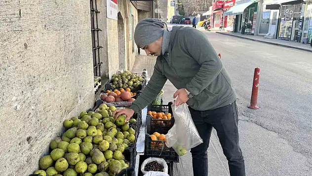 Kış Armudunun Kilosu 50 Lira
