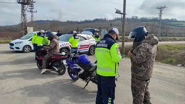 Sinop'ta Motosiklet Sürücülerine Sıkı Denetim