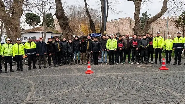 Sinop'ta Motosikletli Kuryelere Hayat Kurtaran Uyarılar