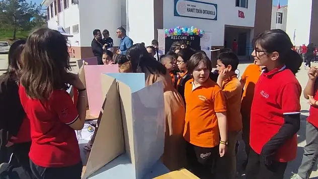 Sinop'ta Öğrenciler İngilizceyi Eğlenerek Öğrendi