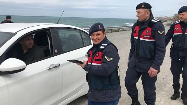 Sinop'ta özel bireylerle yol kontrolü yapıldı