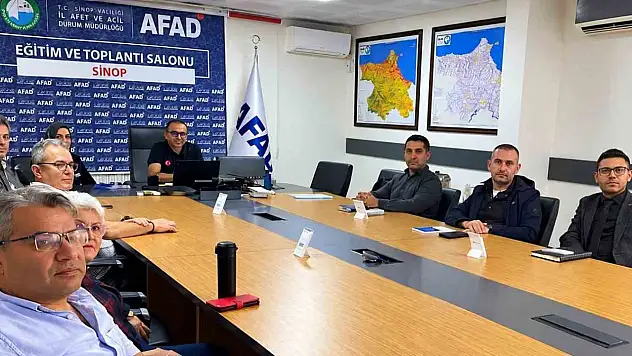Sinop'ta sivil savunma uzman ve amir eğitimi