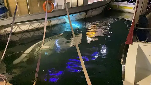 Sinop'ta tekne sulara gömüldü