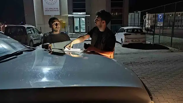 Yaralı Halde Bulunan Leylek Tedavi Altına Alındı