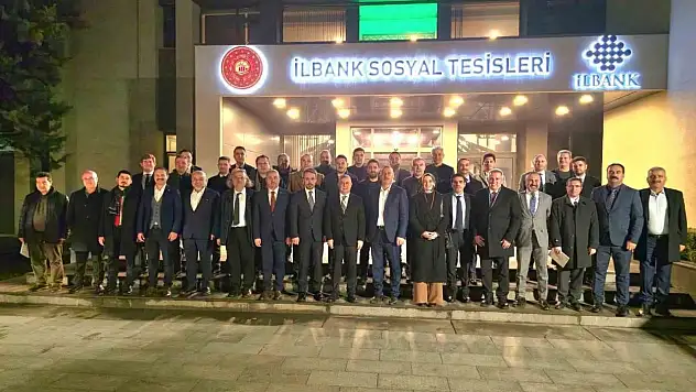 Sinoplu Bürokratlar Bir Araya Geldi