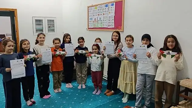 Sinoplu Çocuklardan Gazze'deki Akranlarına Mektup