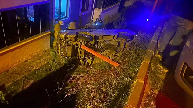 Sitenin Bahçesine Uçtu! 3 Yaralı