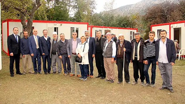 Siyaset, Kirenli için el ele verdi