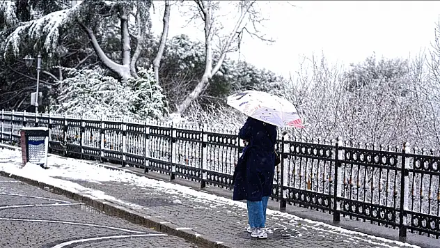 Soğuk Ve Yağışlı Hava Ülkeyi Terk Ediyor