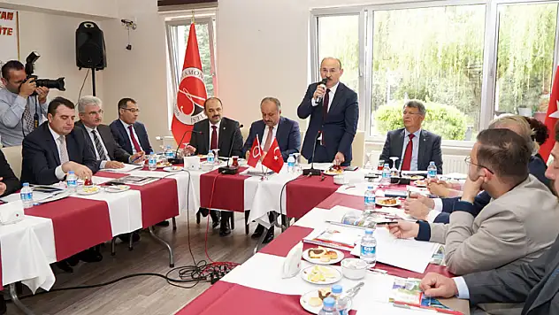 'Sorunları hep birlikte konuşmamız gerekiyor'