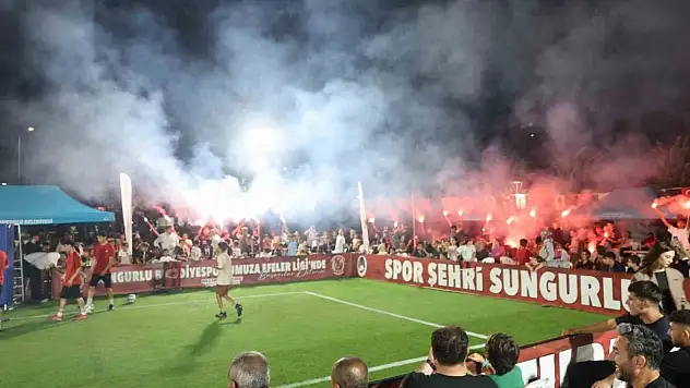 Sungurlu'da ayak tenisi turnuvası kıyasıya mücadelelere sahne oldu