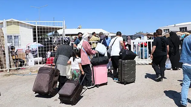 Suriyeli Sayısı 4'te 1 Azaldı