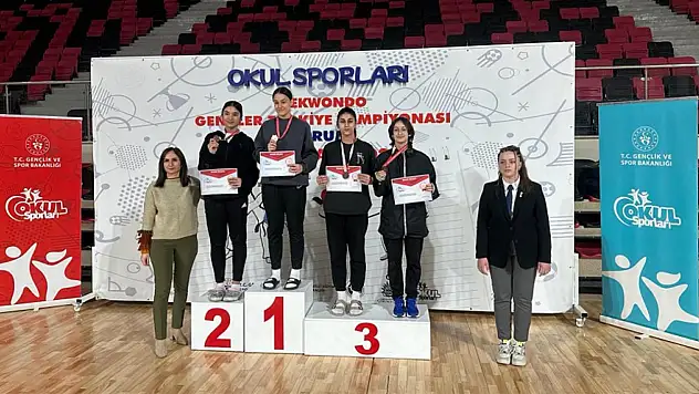 Taekwondo Türkiye 3'üncüsü Kastamonu'dan!