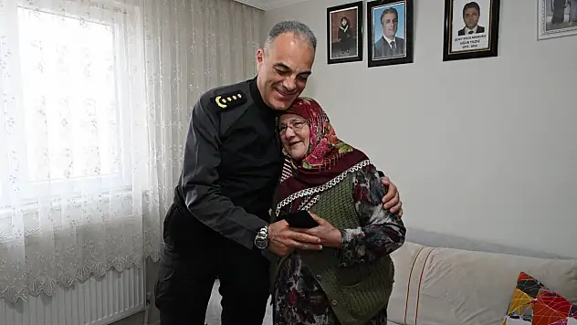 Tamer Taş'tan Şehit Ailelerine Ziyaret