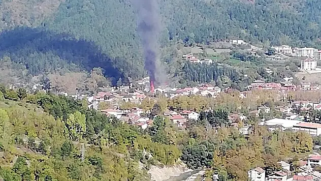 Tarihi Camide Yangın Çıktı