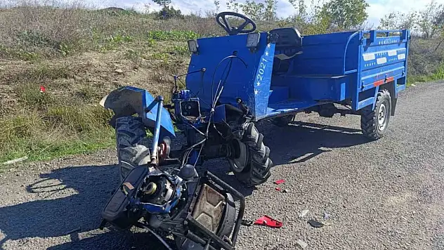 Tarım Aracı İle Motosiklet Çarpıştı