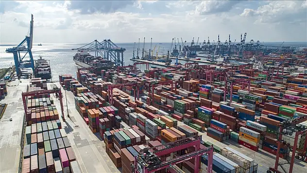 Tarım, Gıda Ve İçecek Sektöründen İlk 4 Ayda 9,22 Milyar Dolarlık İhracat
