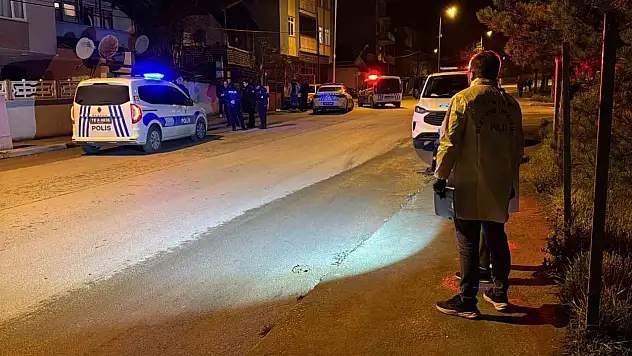 Tartıştığı Babasına Silahla Ateş Eden Çocuk Gözaltına Alındı