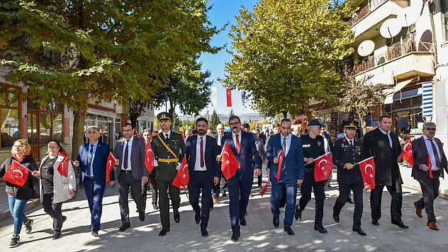 Taşköprü'de Muhteşem Cumhuriyet Yürüyüşü