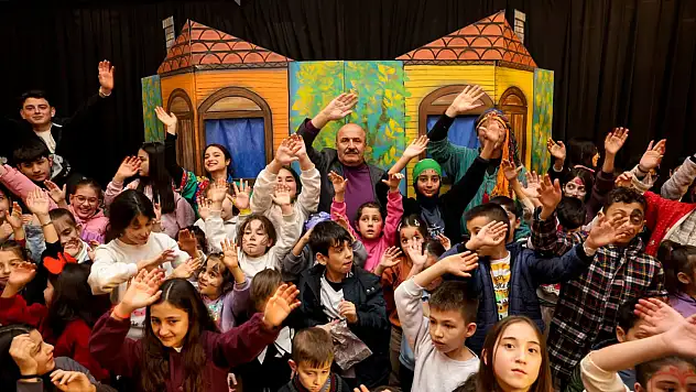 Taşköprü'de Ramazan Etkinliğinde Çocukların Neşesi Salonu Doldurdu