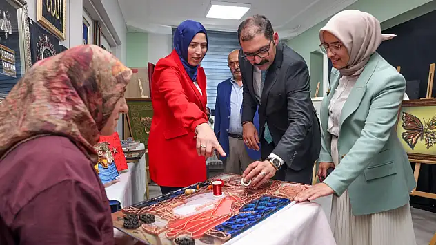 Taşköprü HEM'de Yıl Sonu Sergisi Düzenlendi