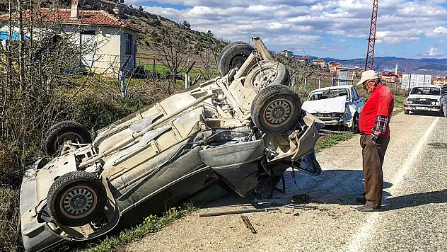 Taşköprü'de kaza: 2 yaralı