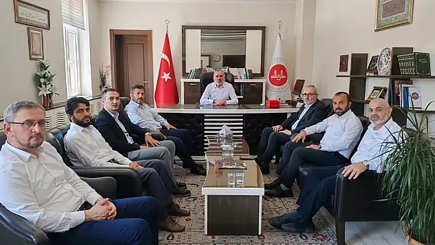 Tayini Çıkan İlçe Müftülerinden Veda Ziyareti