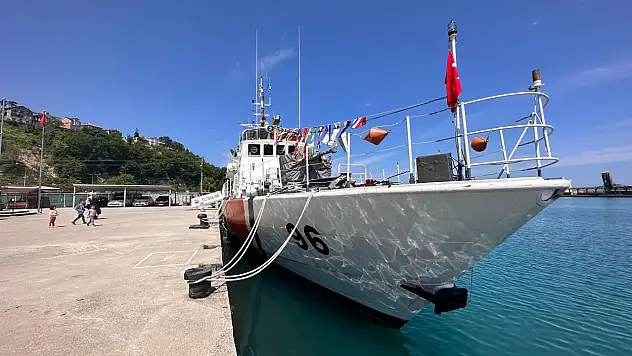 TCSG 96 Gemisini 250 Kişi Ziyaret Etti