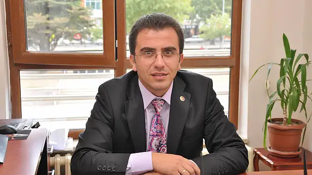TEÇ-SEN'den Memur Zam Oranına Tepki
