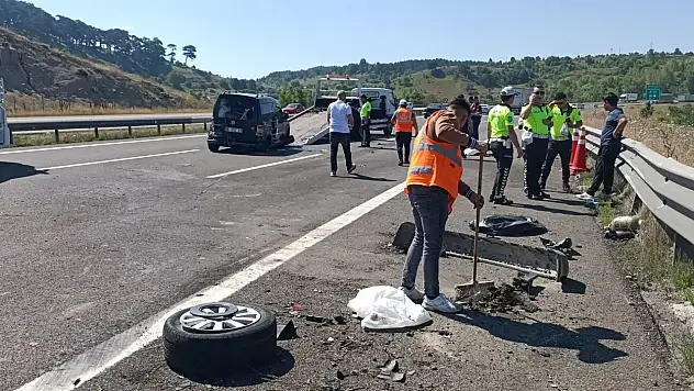 TEM'de araç lastiği patladı: 9 yaralı