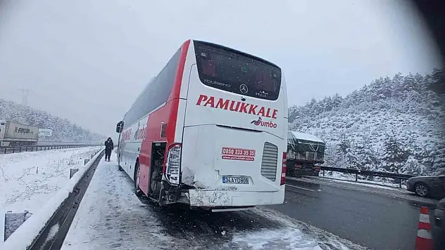 TEM'de Aynı Noktada 6 Aracın Karıştığı 3 Farklı Kaza