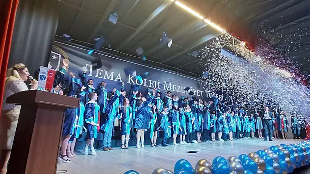 TEMA Koleji'nde mezuniyet heyecanı