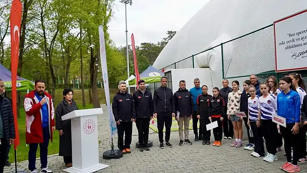 Tenis Grup Birinciliği Müsabakaları Başladı
