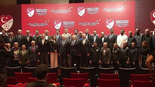TFF'nin yeni projesi 'Futbol Akademileri' için imzalar atıldı