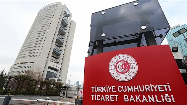 Ticaret Bakanlığı: 'Cari İşlemler Açığı 45,2 Milyar Dolara Geriledi'