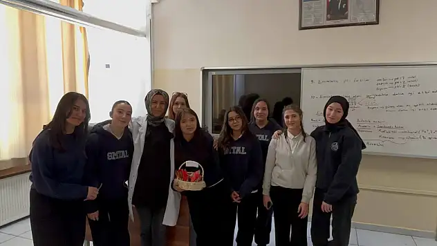 Ticaret Meslek Lisesi Öğrencilerinden Örnek Davranış