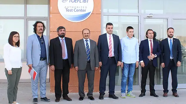TOELF sınavı KÜ'de yapılmaya başladı